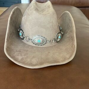 Etched Chain Cowboy Hat